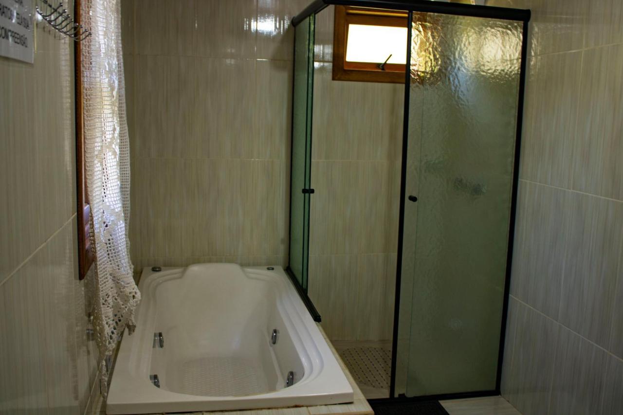 Deluxe Suite Spa Bath,1086682294:JPEG